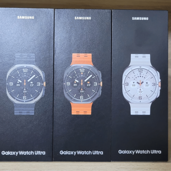 Samsung Galaxy Watch Ultra 2025 with 1.5-inch Super AMOLED display and titanium case