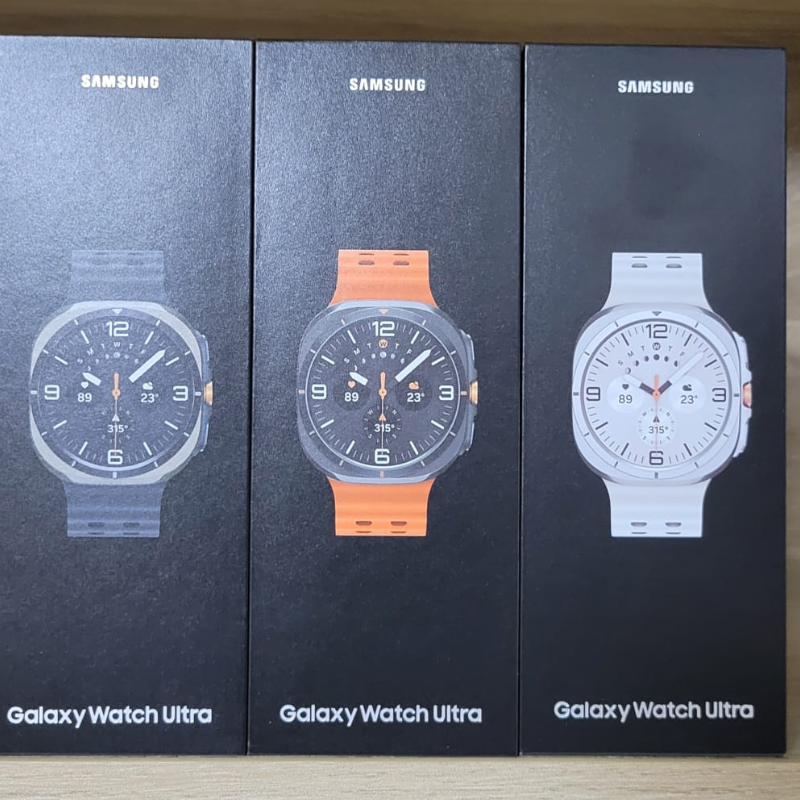 Samsung Galaxy Watch Ultra 2025 with 1.5-inch Super AMOLED display and titanium case
